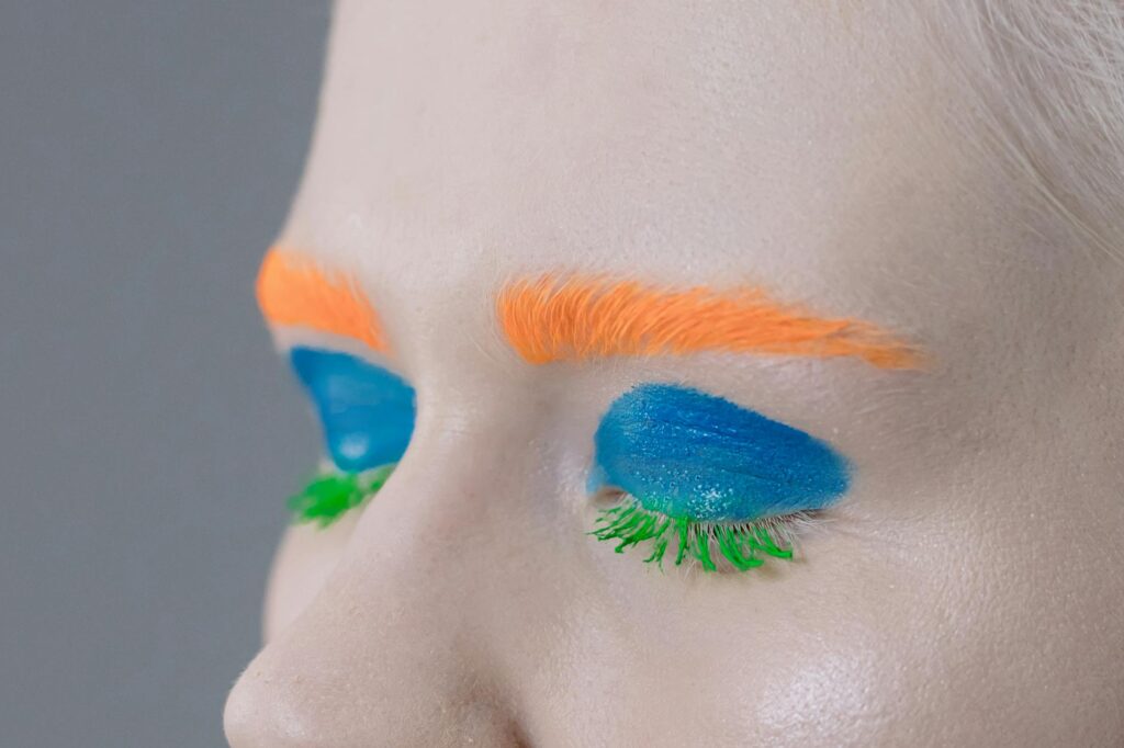 Eyes That Pop: Trending Eye Makeup Looks