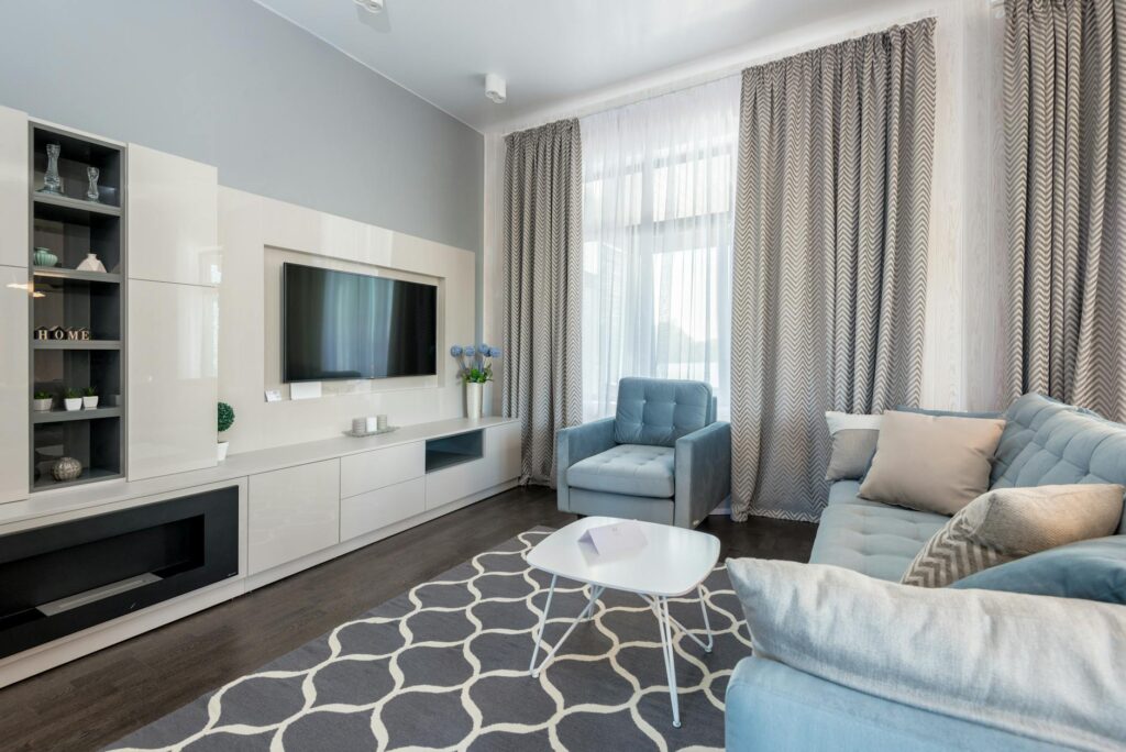 Minimalist Home: Creating a Calm and Organized Space